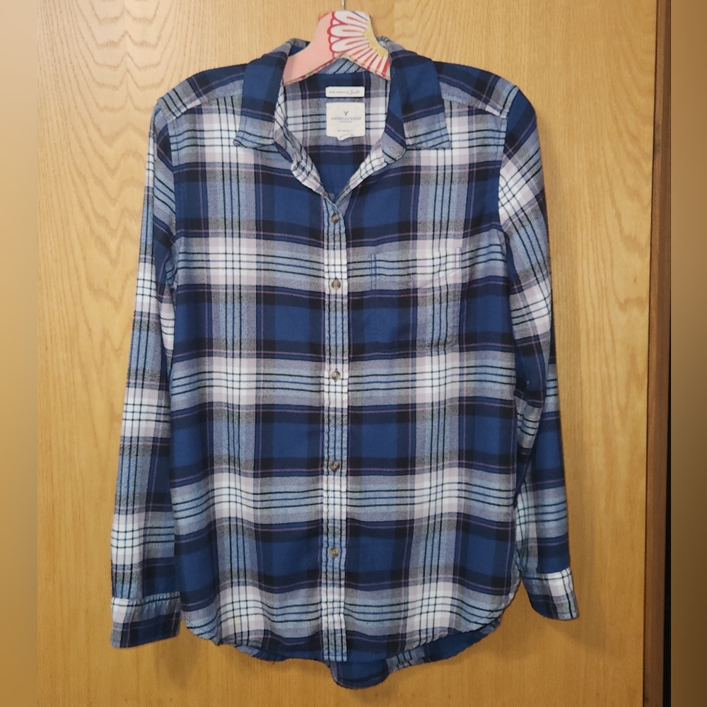 AE Ahh-mazingly Soft Boyfriend Fit Plaid Flannel Shirt sz M Navy White Black